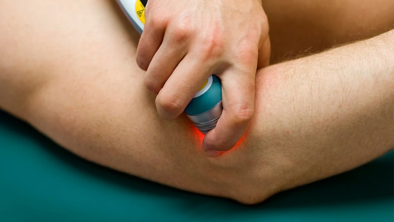 Low-Level Laser Therapy for Shoulder Injuries: Restoring Strength and Mobility